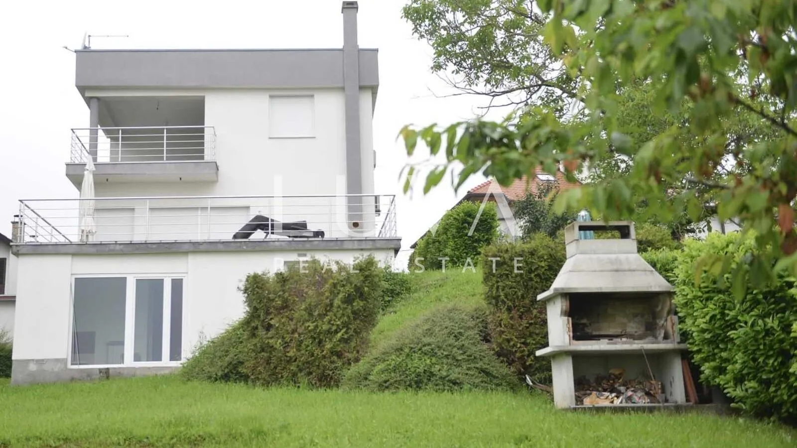 zagreb, mikulići, kuća s pogledom na zagreb, 380 m² - slika 2