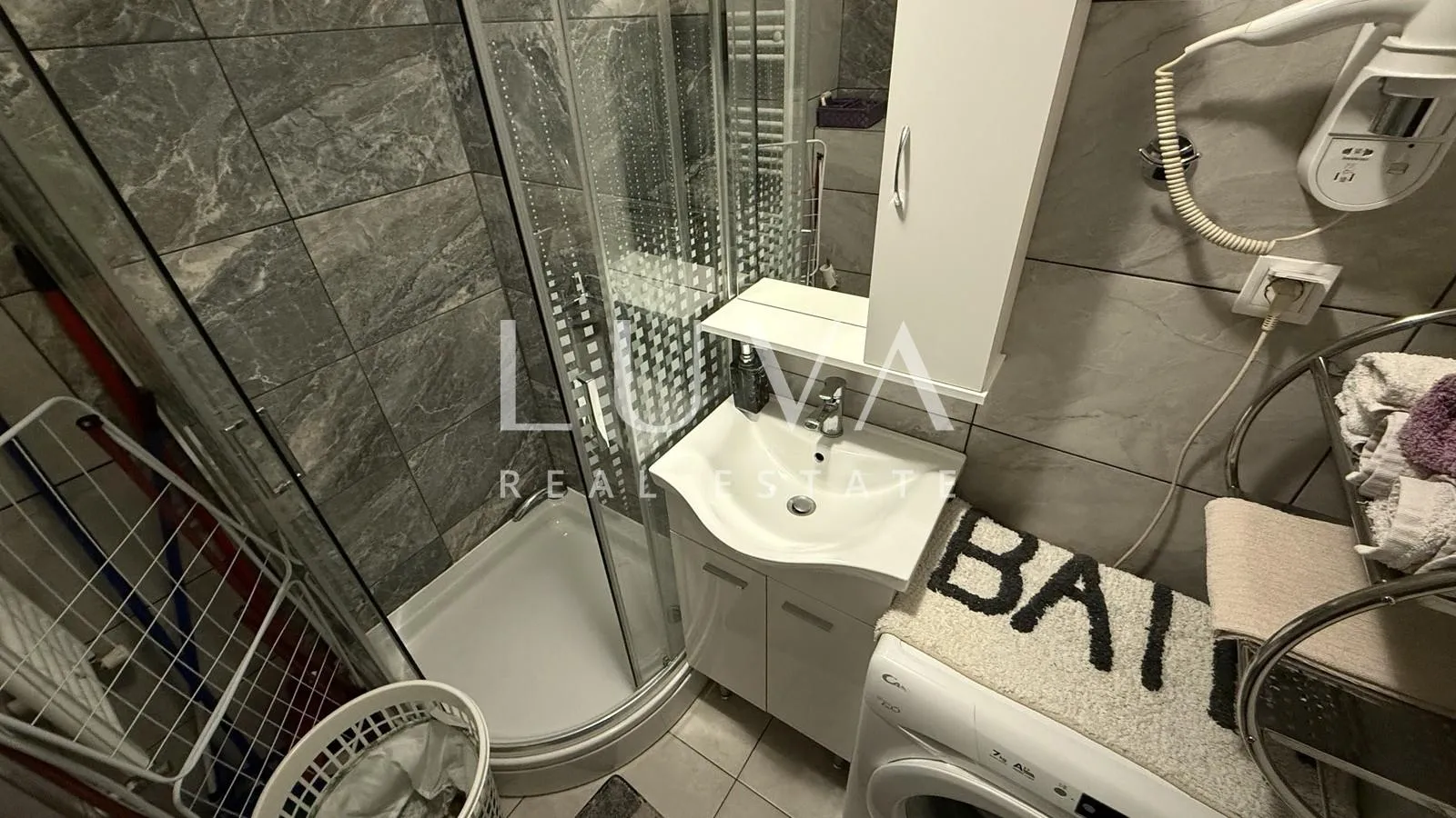 zagreb, črnomerec, garsonijera na 2. katu, 27 m² - slika 7
