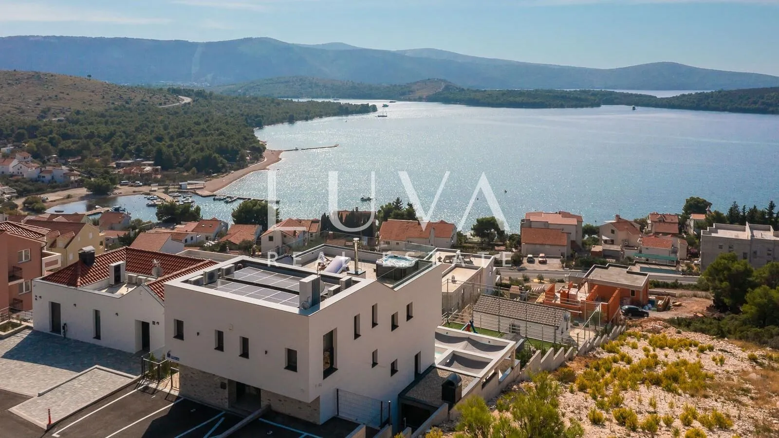 žaborić, šibenik, luksuzna vila s bazenom blizu mora na prodaju - slika 3