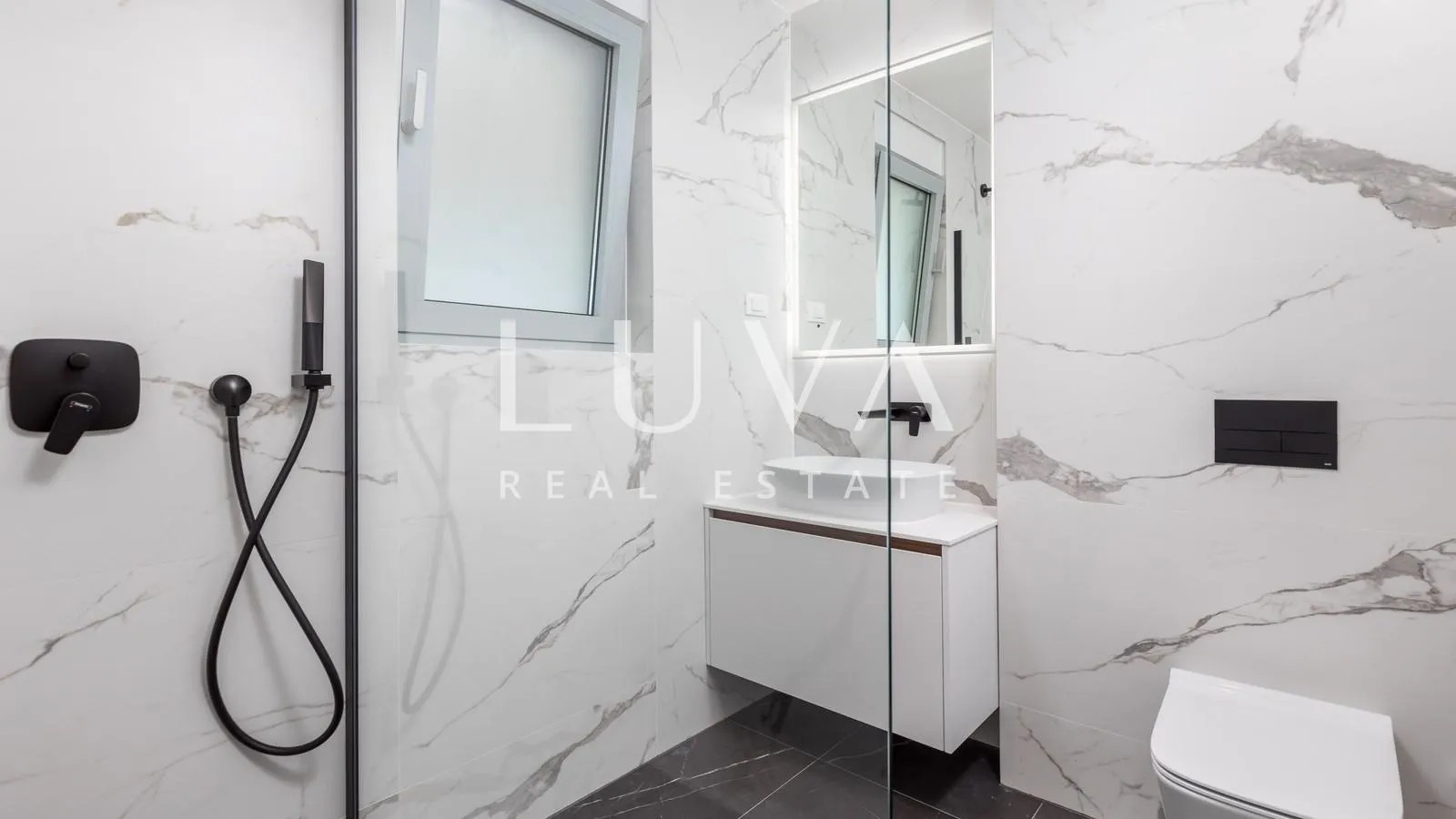 opatija, luksuzna novogradnja s pogledom na more, stan nkp 246,82 m2 - slika 11