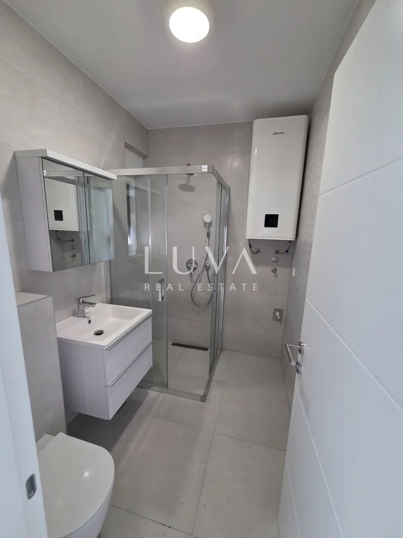 novalja, moderna novogradnja, stan s1, nkp 74 m2 - slika 7