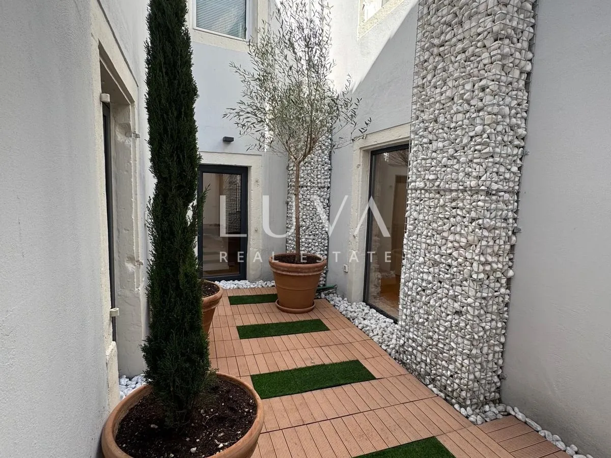 šibenik, centar, luksuzan stan 150m2 s pogledom na more - slika 5