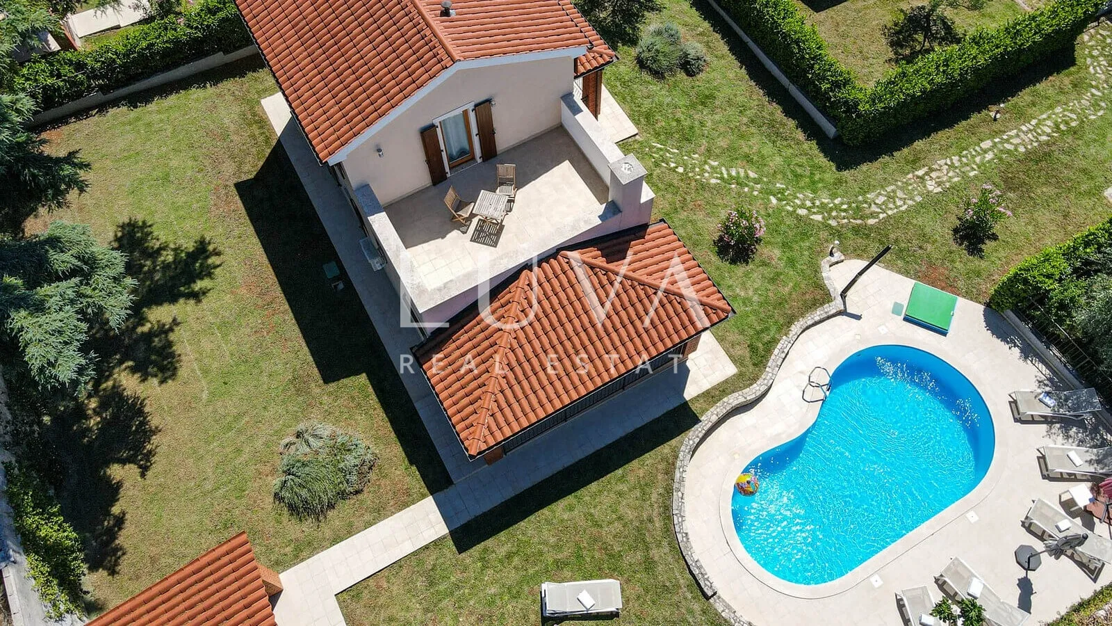 3 kuće s bazenom u istri, odlična investicijska prilika - slika 15