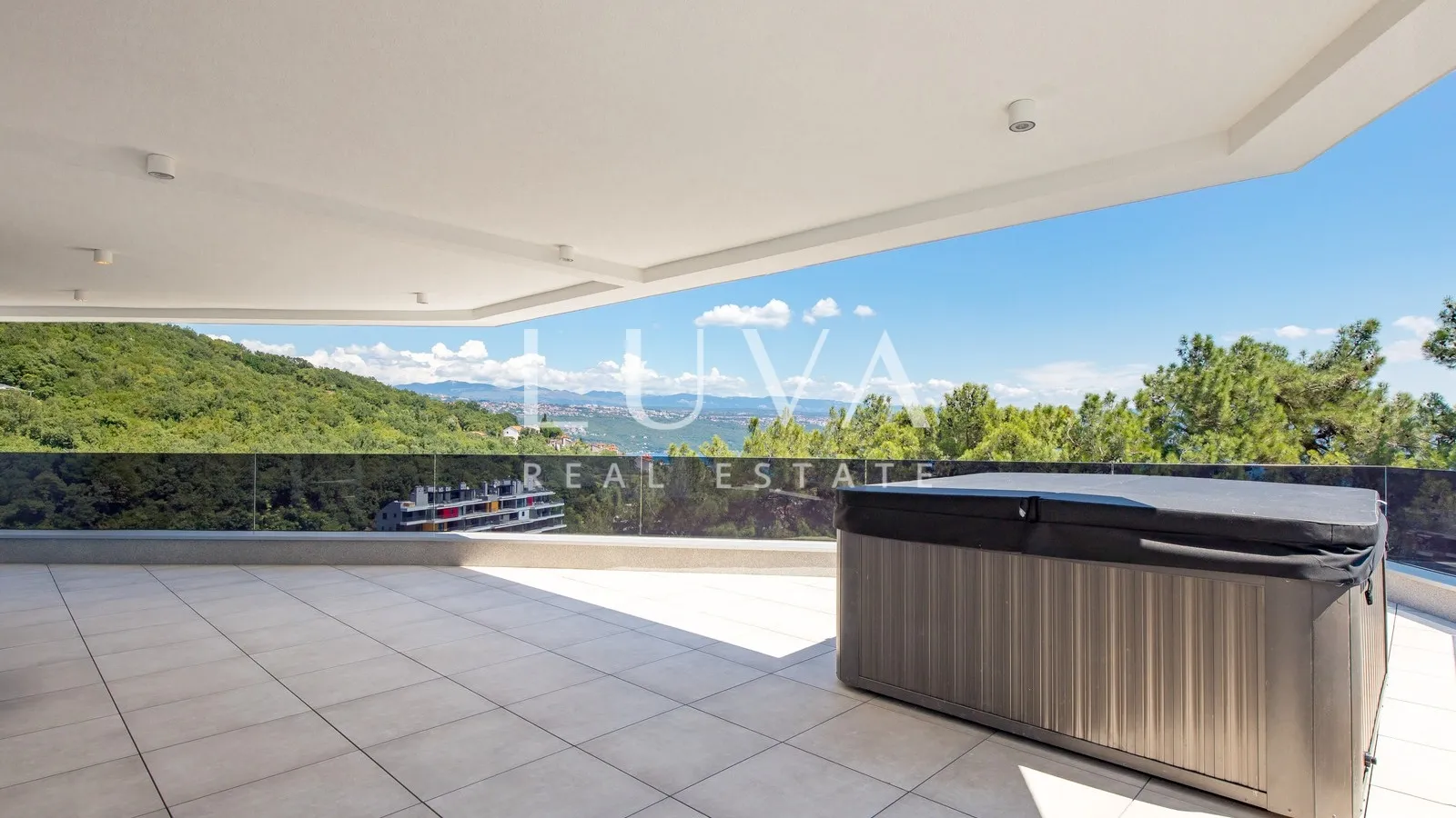 opatija, luksuzna novogradnja s pogledom na more, stan nkp 245,94 m2 - slika 13