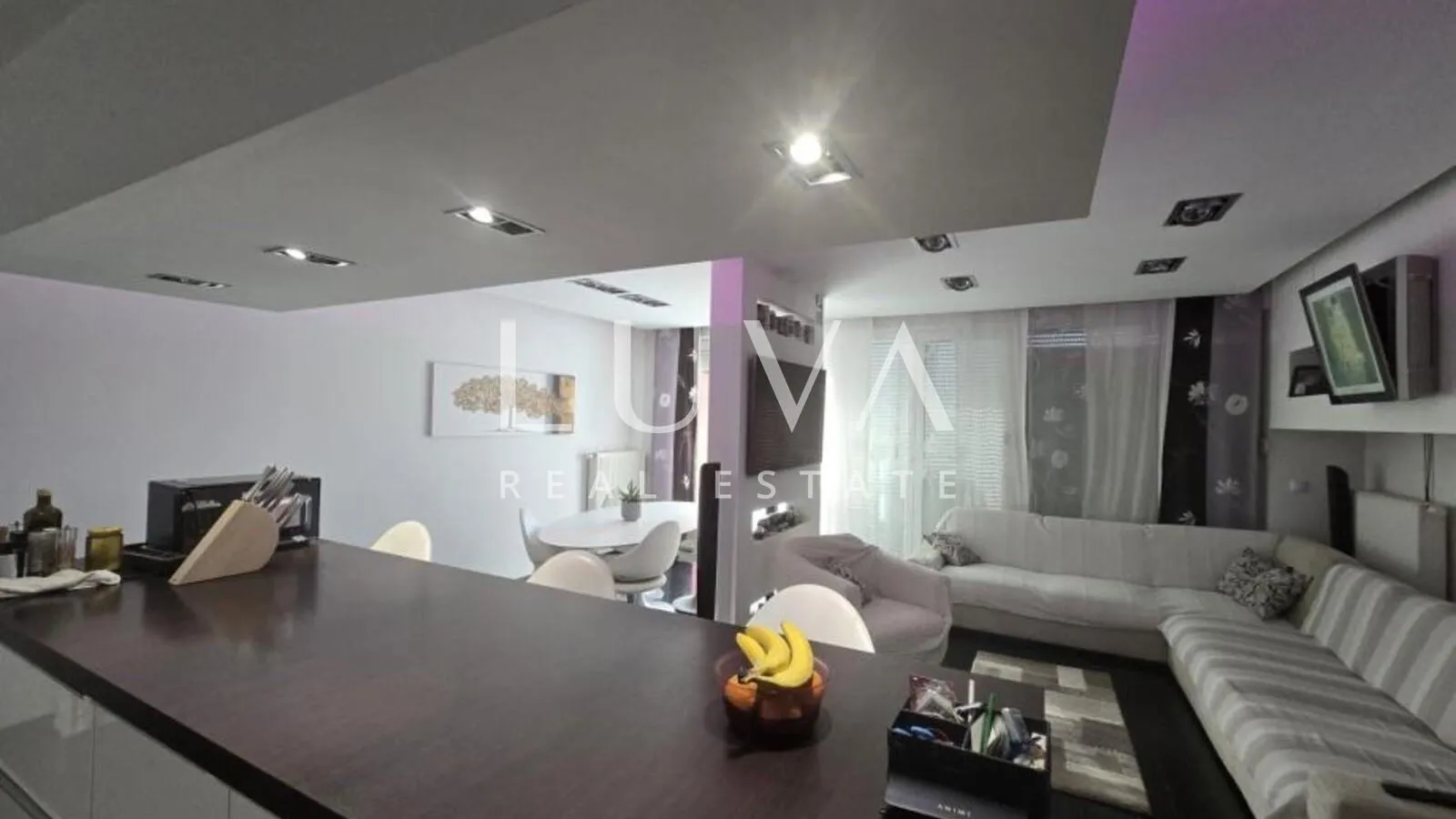 Zagreb, Vrbani, luksuzan trosoban stan 92m2, prodaja