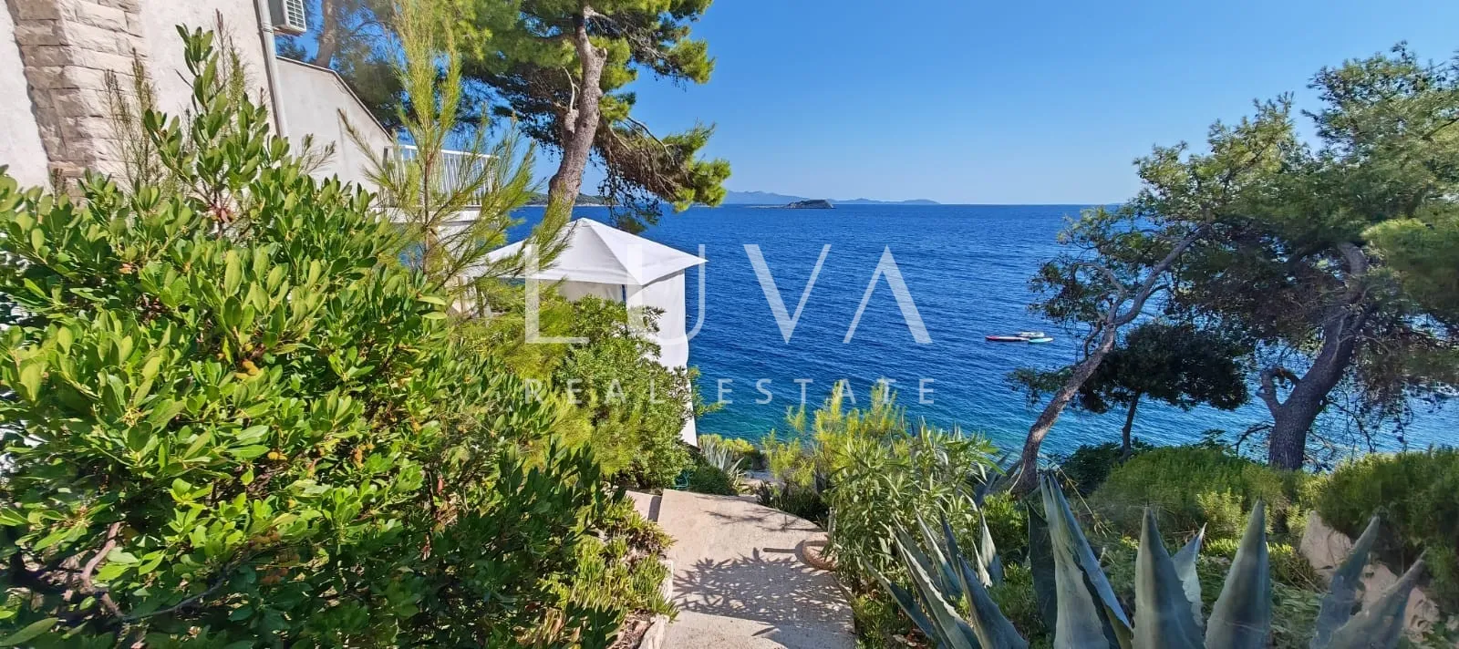 korčula, prižba, prodaja atraktivnog apartmana prvi red do mora - slika 11