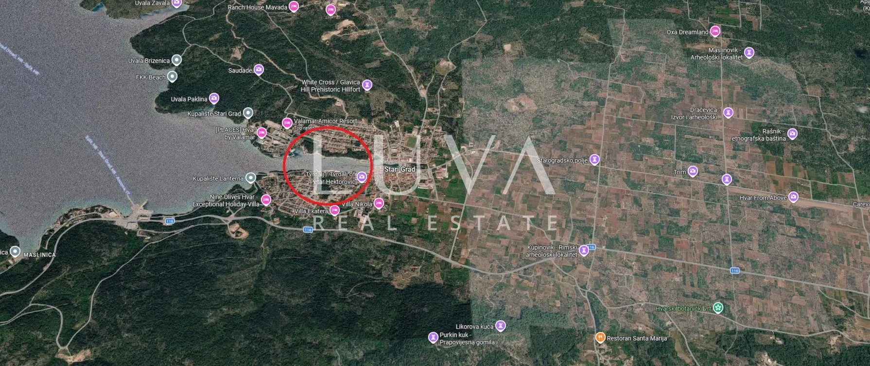 hvar, stari grad, stambeno građ. zemljište uz more na prodaju - slika 2
