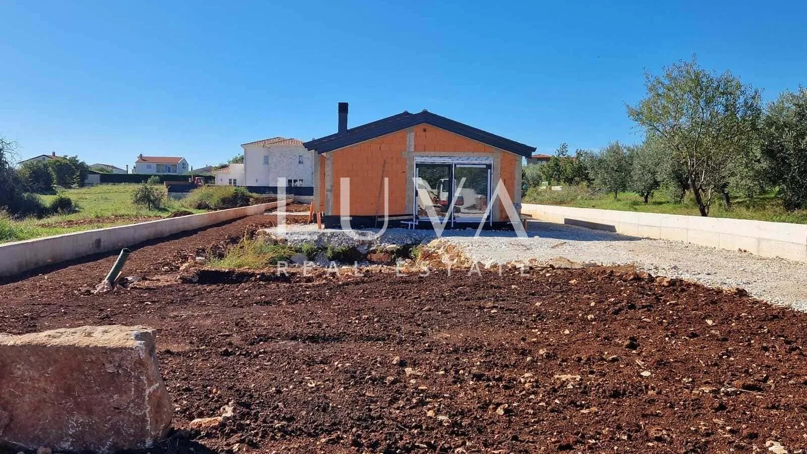 istra, kaštelir, moderna prizemnica, 92 m2 s bazenom na prodaju - slika 3