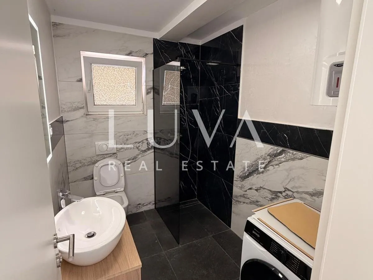 novigrad, istra, dvosoban stan s terasom, 1.500 m od mora, 39 m² - slika 2