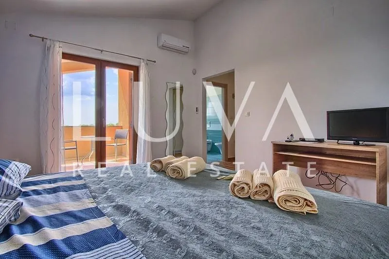 istra, štokovci, kuća s bazenom i minigolf igralištem, 290 m2 - slika 10