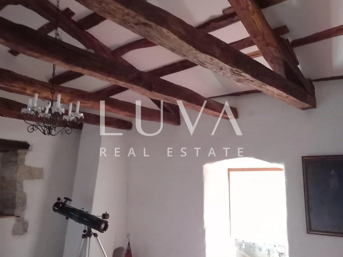 hum, istra, povijesna kamena kuća na prodaju, investicijska prilika - slika 6