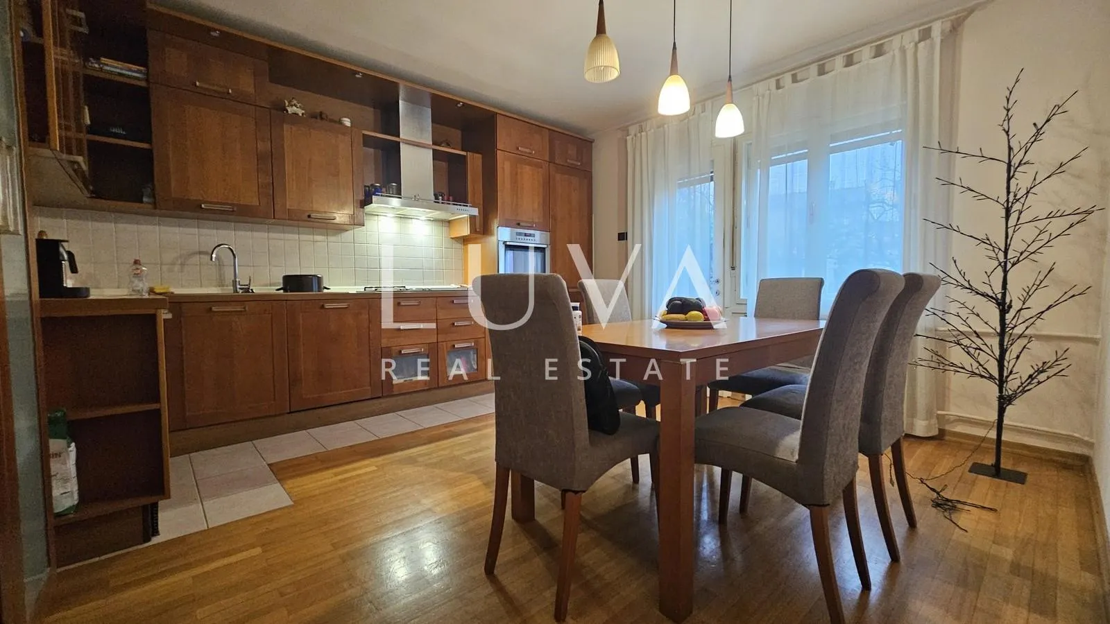 zagreb, lašćina, kuća 350m2 s dvorištem, prodaja - slika 4