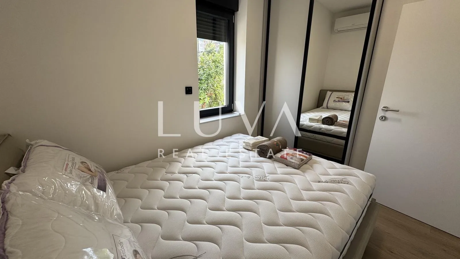 lovran, moderan stan s bazenom i pogledom na more za najam, 60 m2 - slika 12