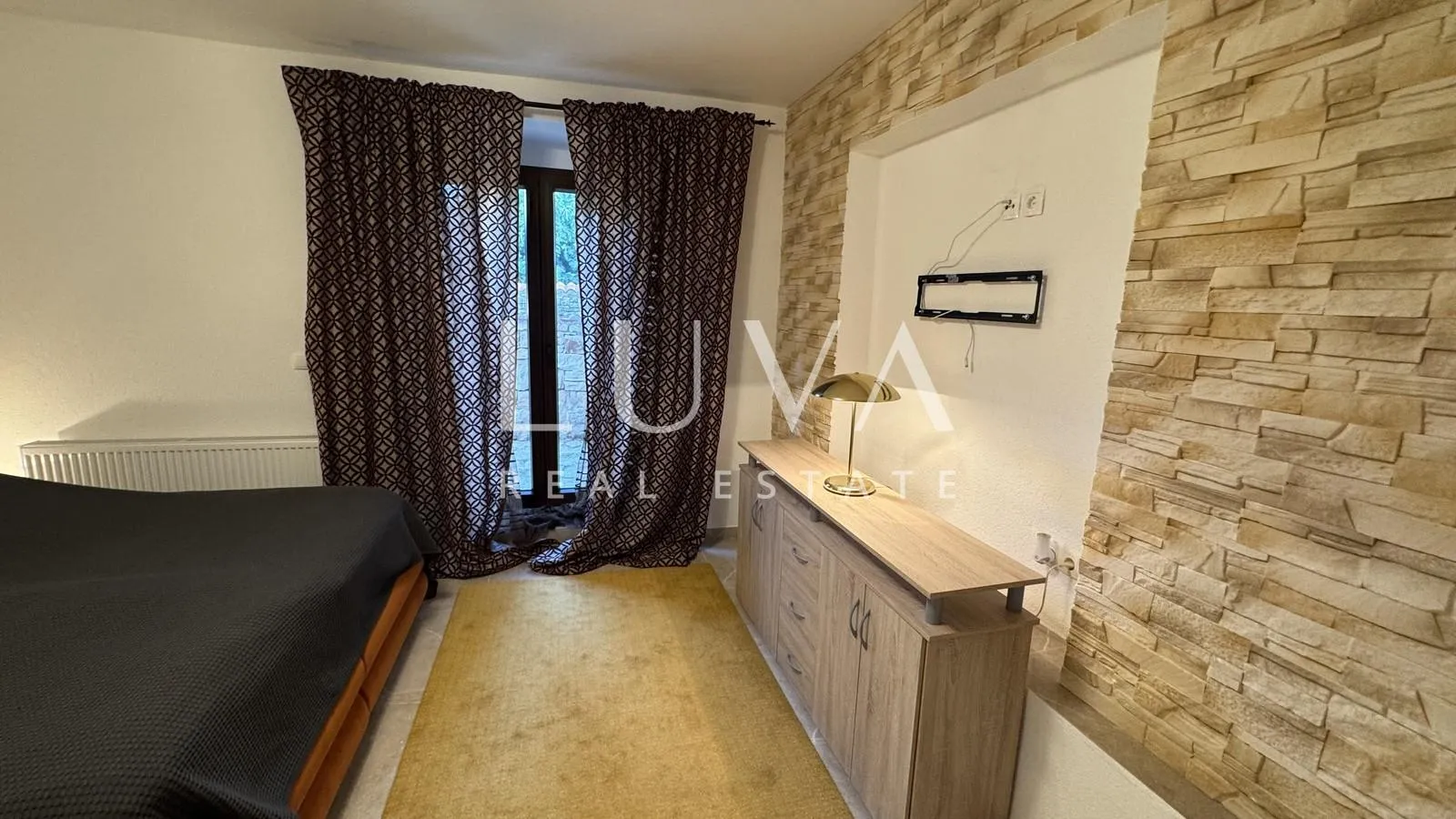 istra, višnjan, rustikalna kuća s tri apartmana, 580m2 - slika 23