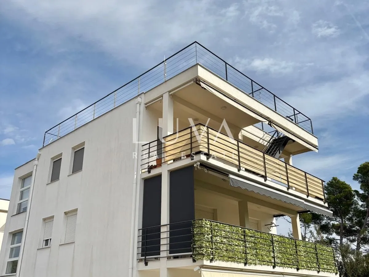 petrčane zadar, prostran stan od 75 m² + parking, 50 m od mora - slika 12