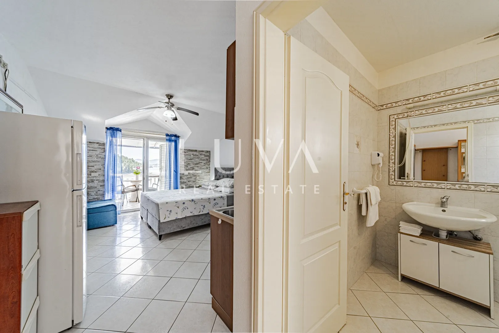 korčula, vela luka, kuća s apartmanima uz more na prodaju - slika 26