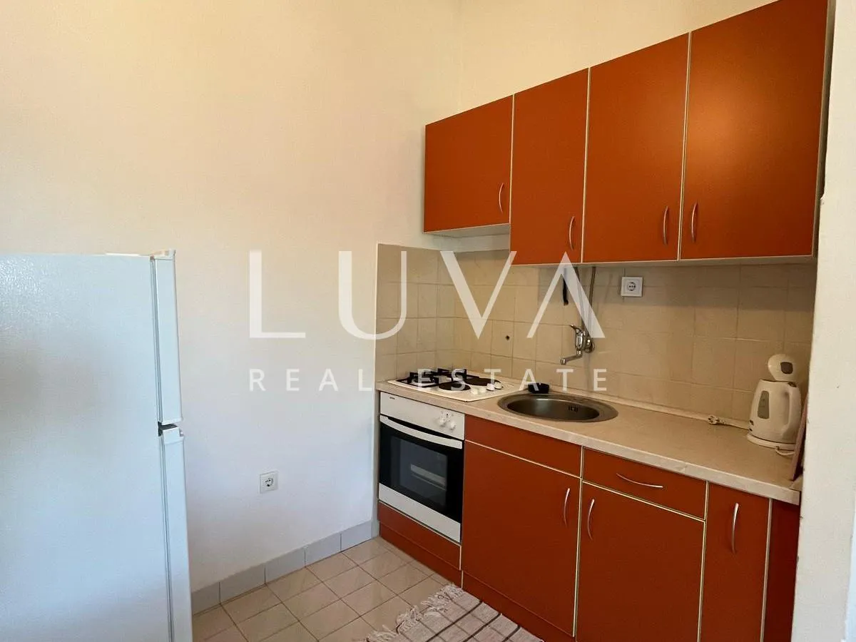 čiovo, apartmanska kuća 540m2 s pogledom na more, prodaja - slika 36