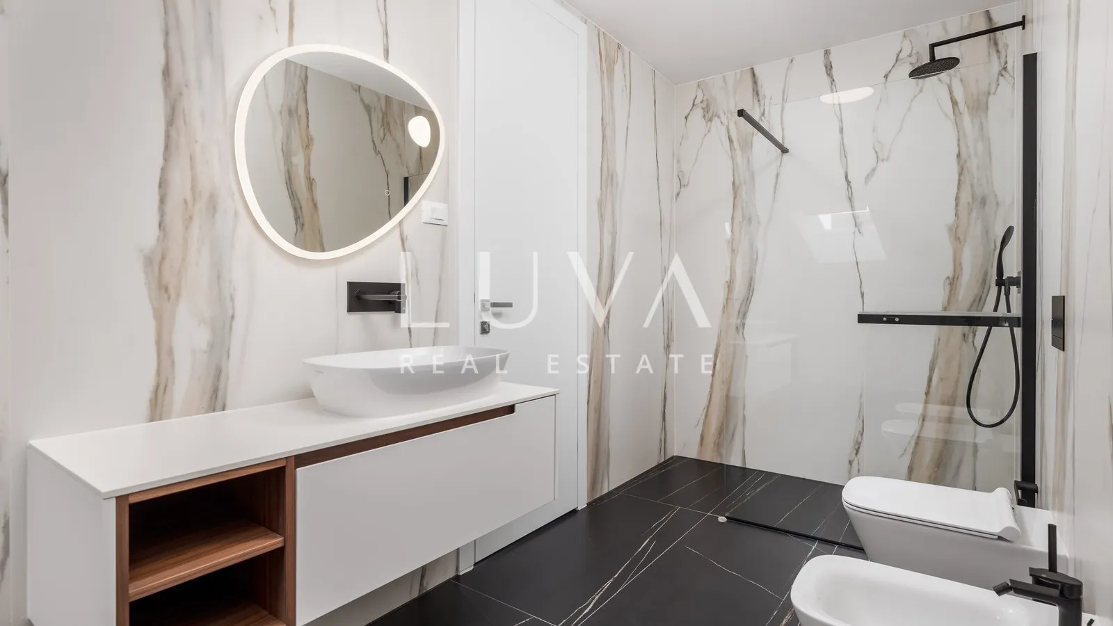 opatija, luksuzna novogradnja s pogledom na more, stan nkp 367,19 m2 - slika 16