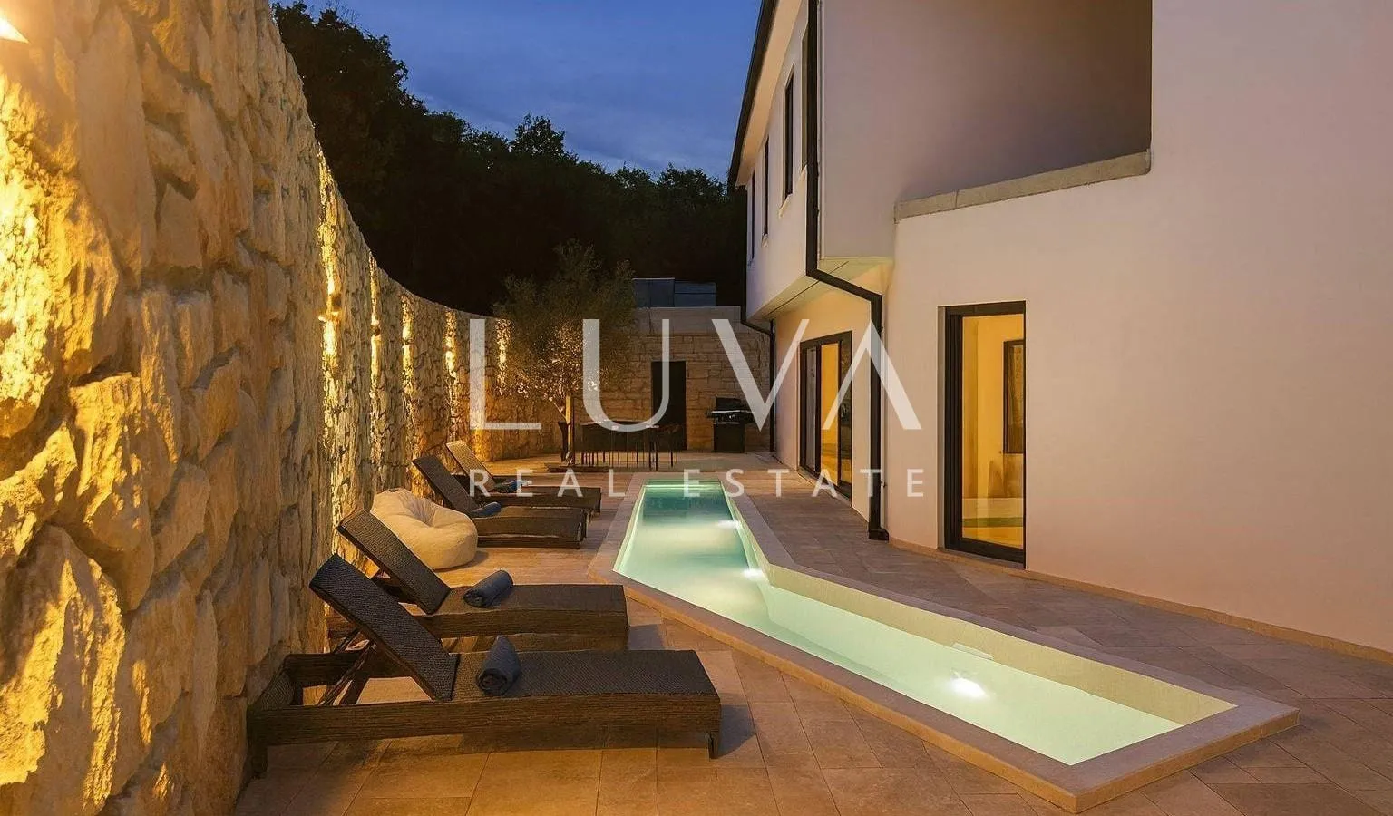 krk, vrbnik, luksuzna vila s bazenom na osami na prodaju - slika 16