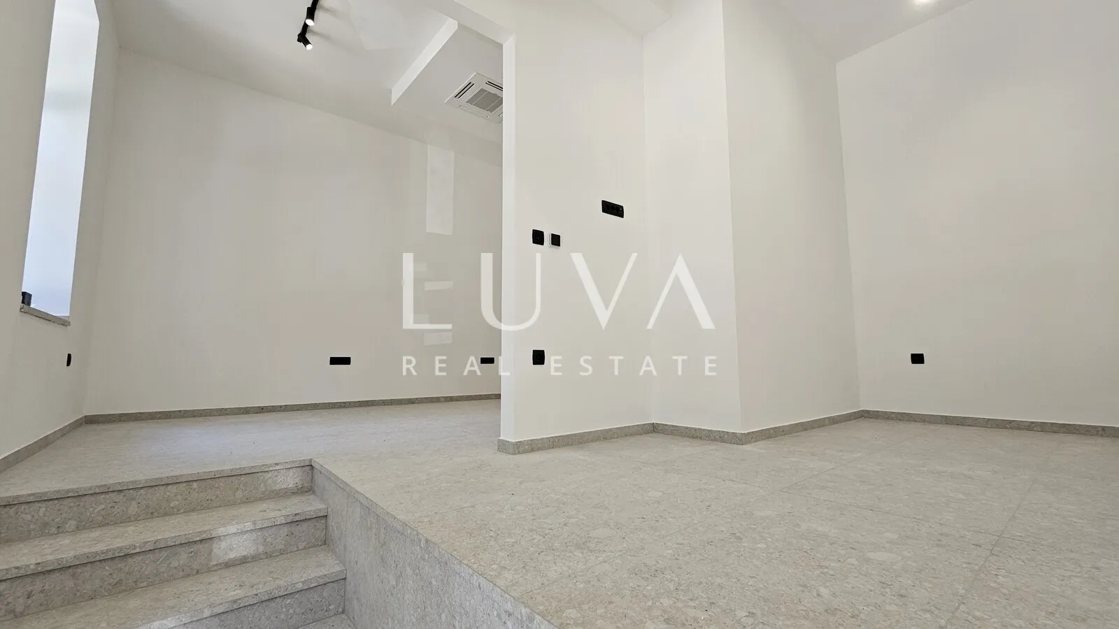 zagreb, branimirova, poslovni prostor 35m2, najam - slika 2