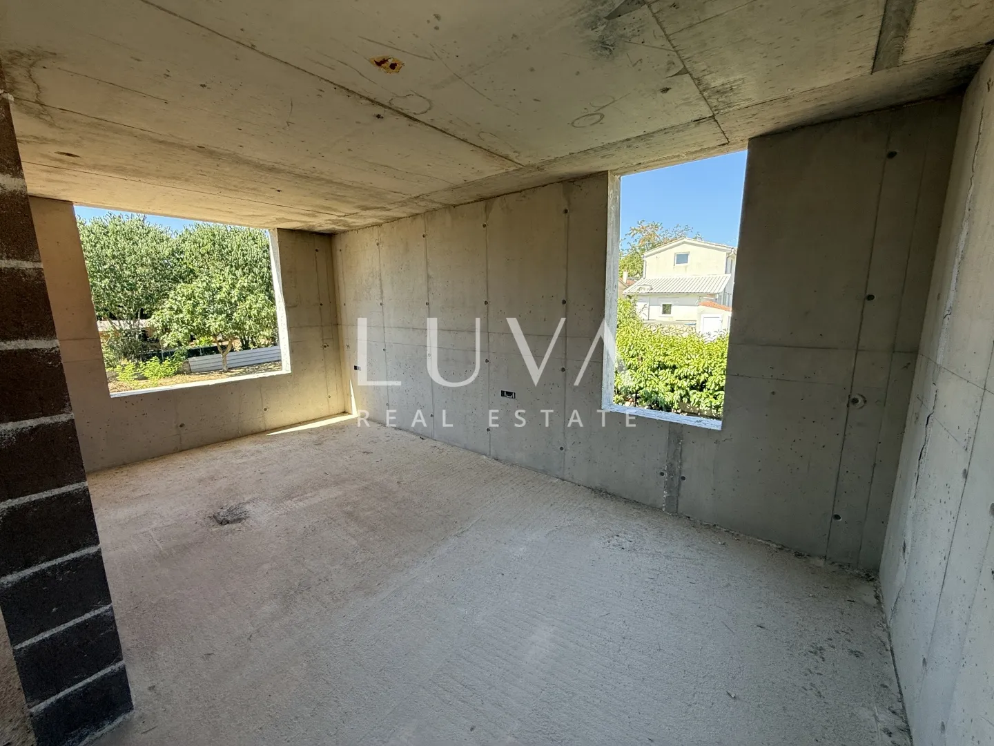 istra, poreč, moderna kuća s bazenom i kino salom, 398,10 m² nkp - slika 13