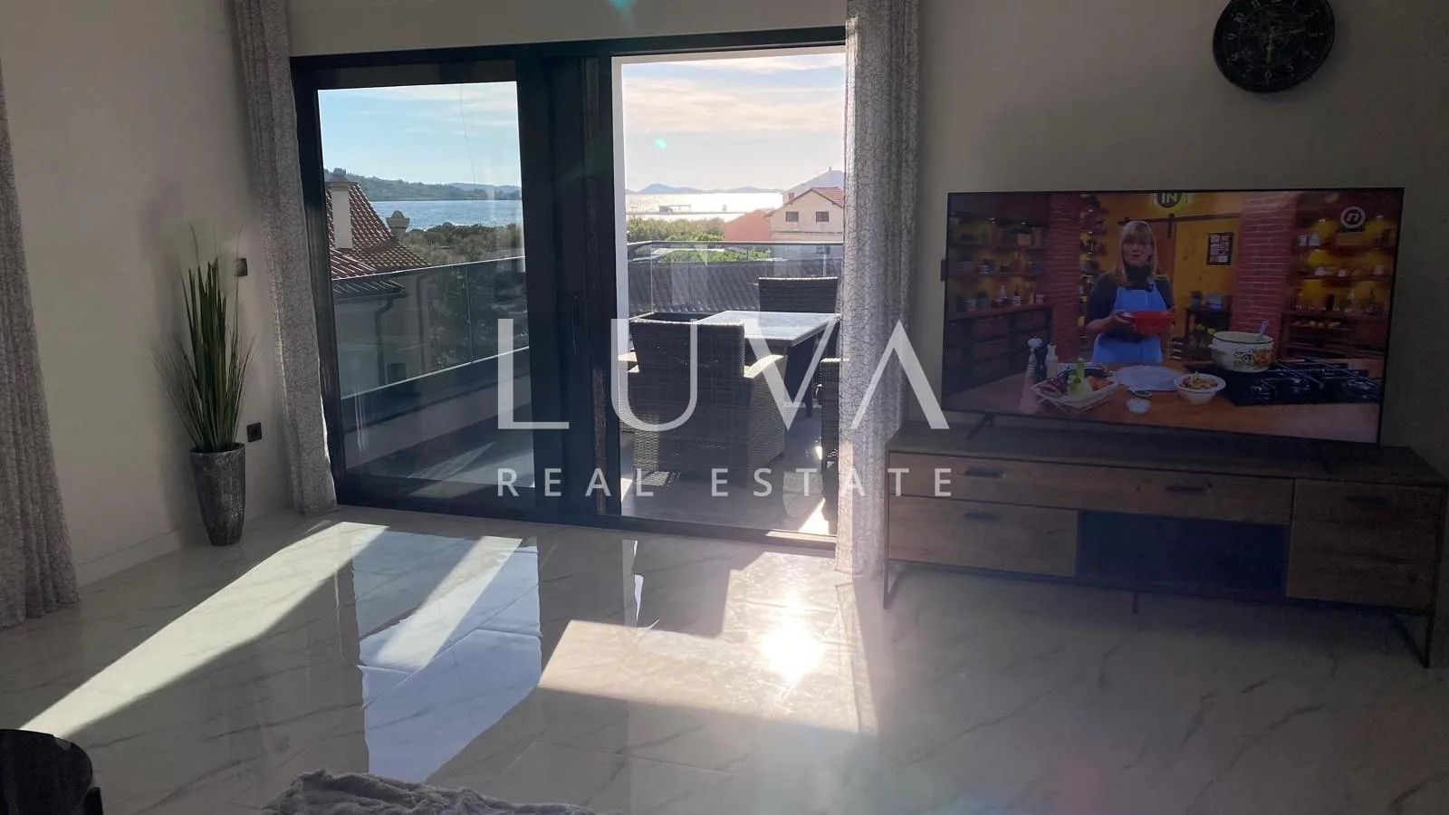 Vodice, Srima, kuća s 3 apartmana uz more na prodaju - Srima, Vodice