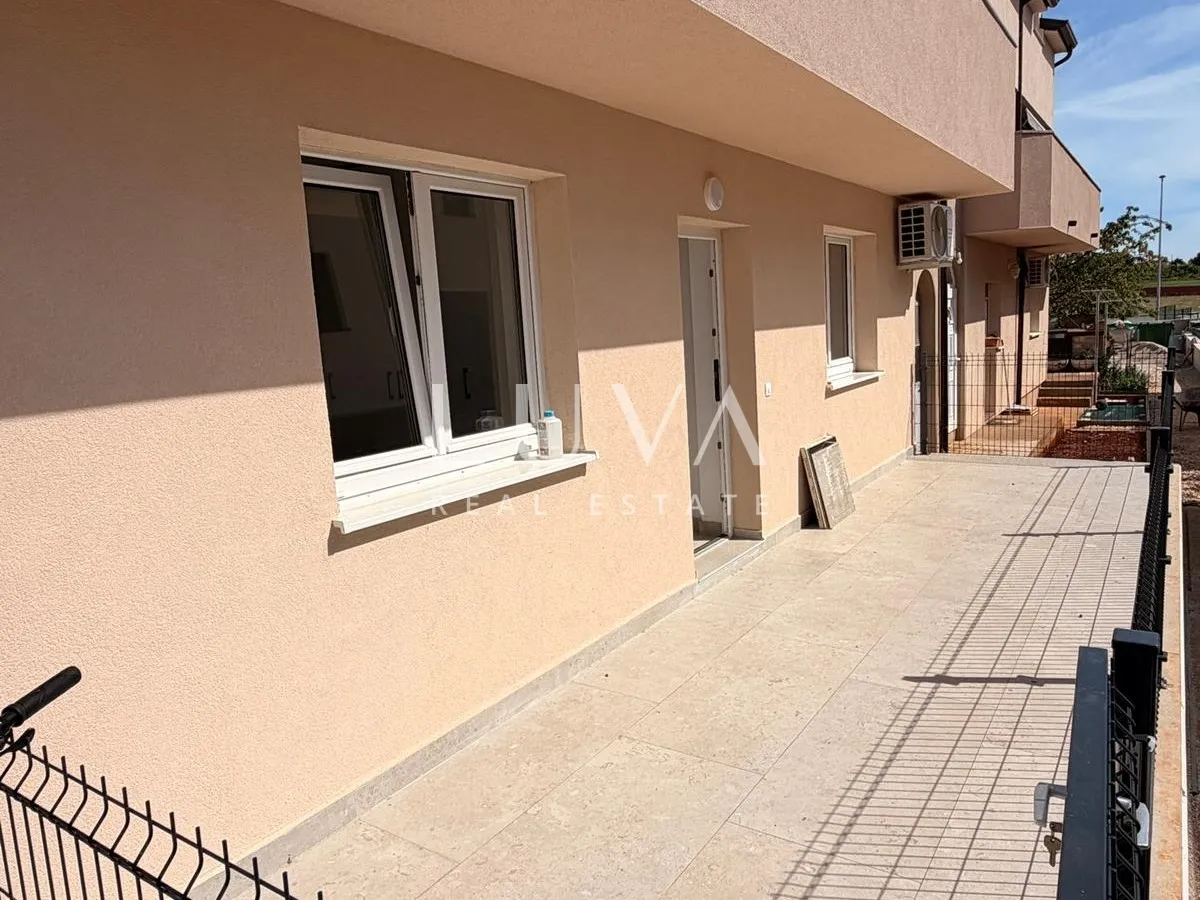 novigrad, istra, dvosoban stan s terasom, 1.500 m od mora, 39 m² - slika 10