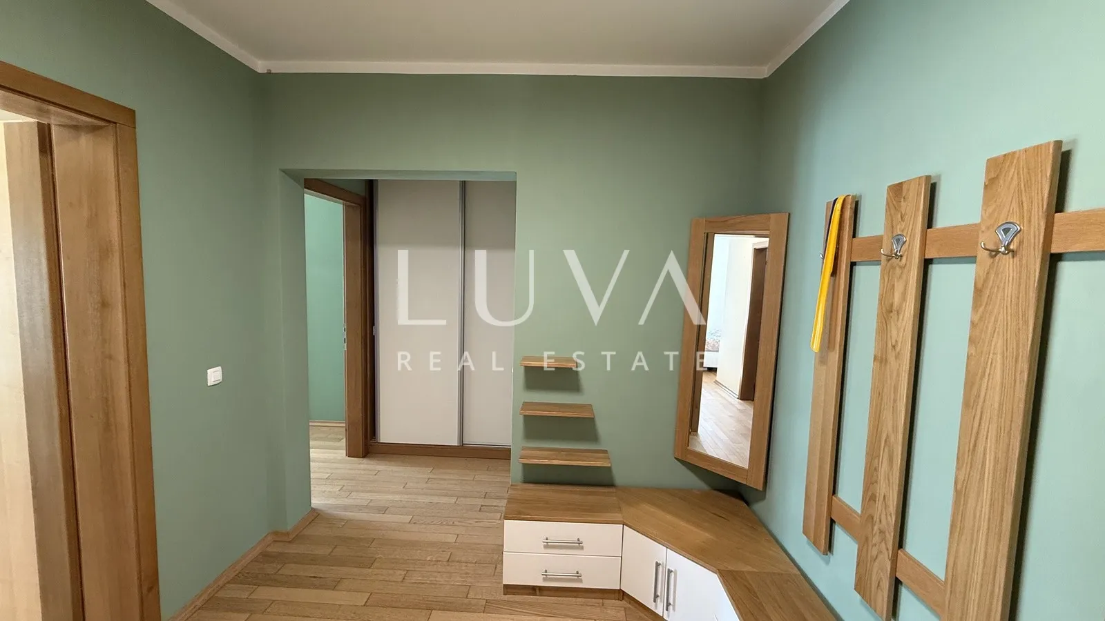 zagreb, petrova, prostrani 4s stan s 2 gpm, 120 m² - slika 7