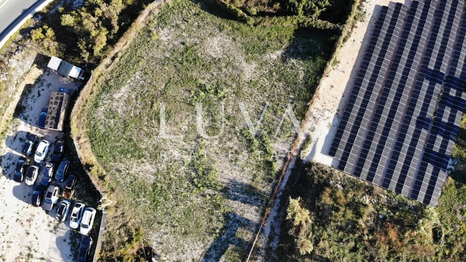 klis, split, najam građevinskog zemljišta, frekventna lokacija - slika 2