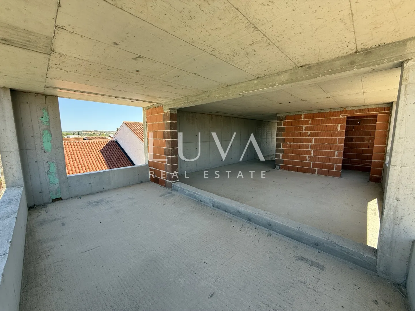 istra, poreč, moderna kuća s bazenom i kino salom, 398,10 m² nkp - slika 7