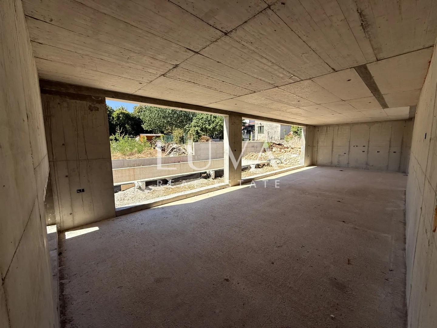 istra, poreč, moderna kuća s bazenom i kino salom, 398,10 m² nkp - slika 10