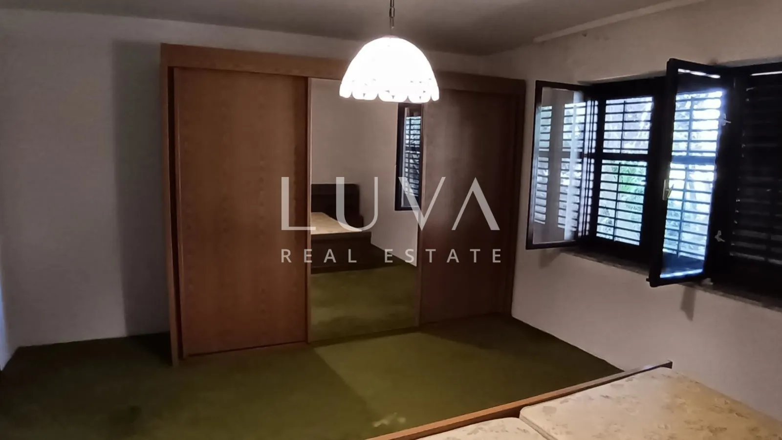 poreč, kukci, kuća 330 m2 s bazenom na prodaju - slika 6