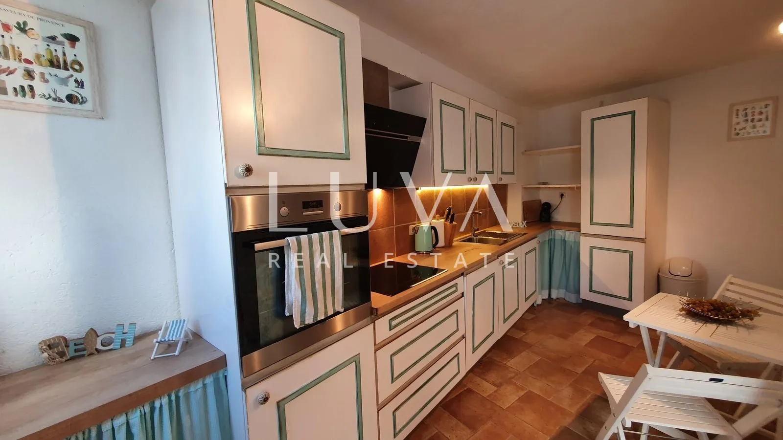 hvar, vrbanj, autentična kamena kuća s bazenom na prodaju - slika 7