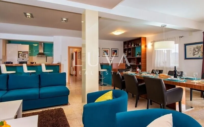 hvar, brusje, luksuzna vila s bazenom i pogledom na more na prodaju - slika 11