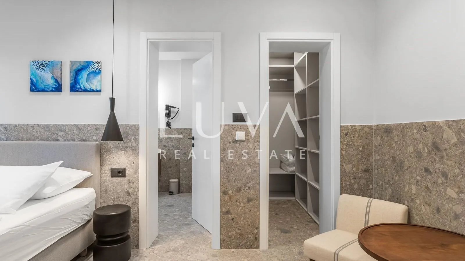 duće, omiš, luksuzni resort s 4 velika apartmana i bazenom uz more na prodaju - slika 16