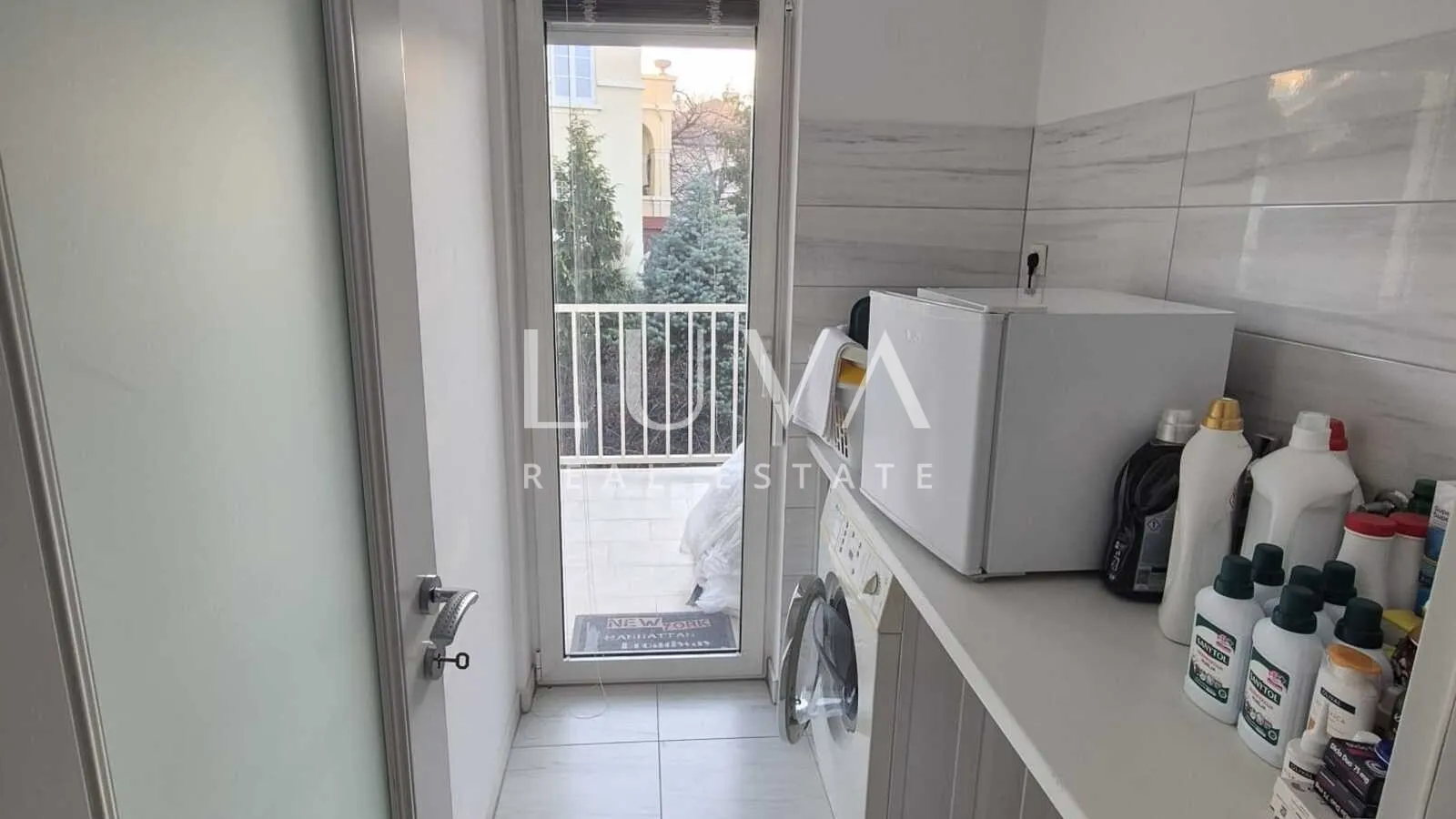 zagreb, šalata, dvoetažan šesterosobni stan 225m2, prodaja - slika 33