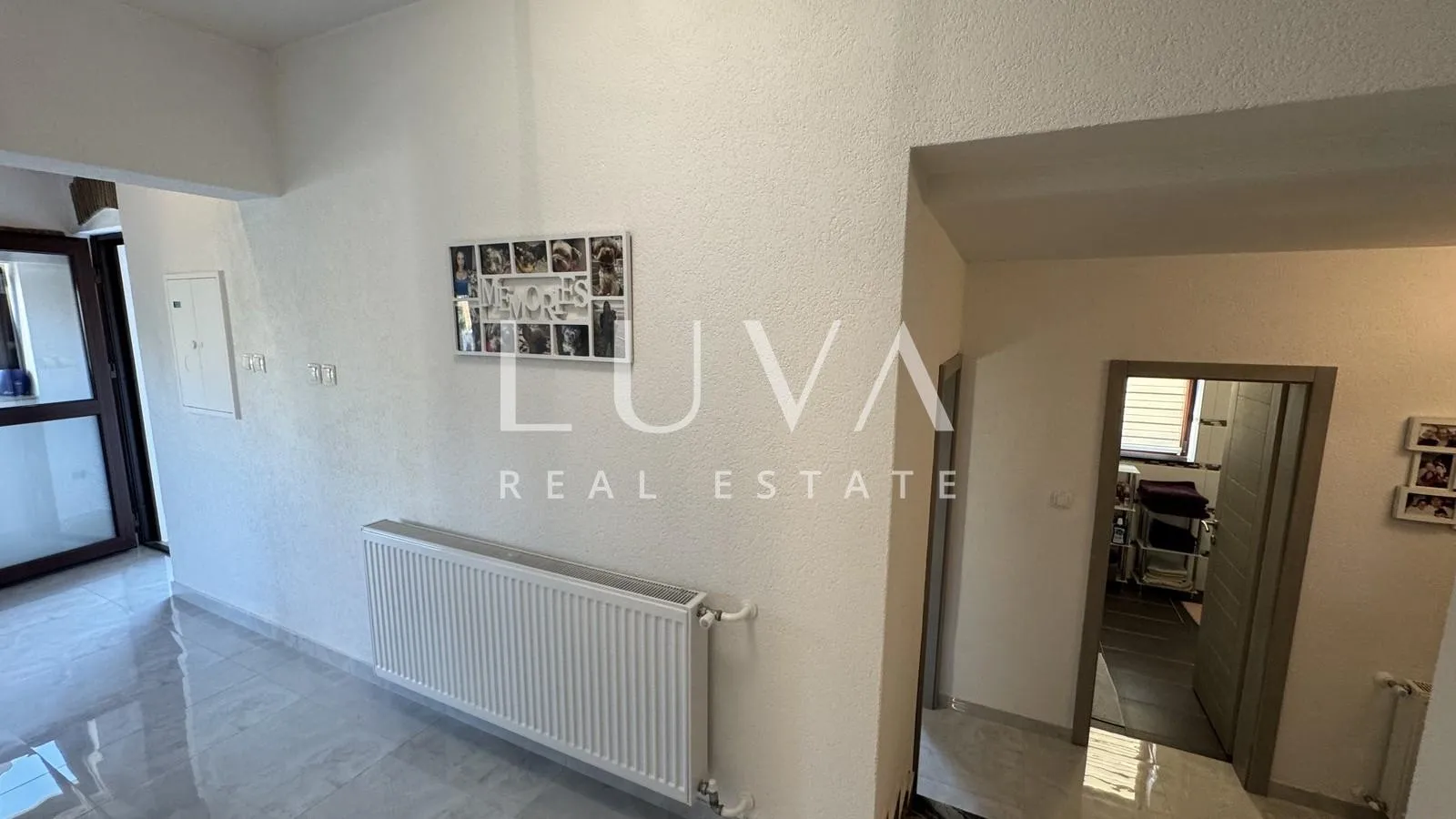 istra, višnjan, rustikalna kuća s tri apartmana, 580m2 - slika 10