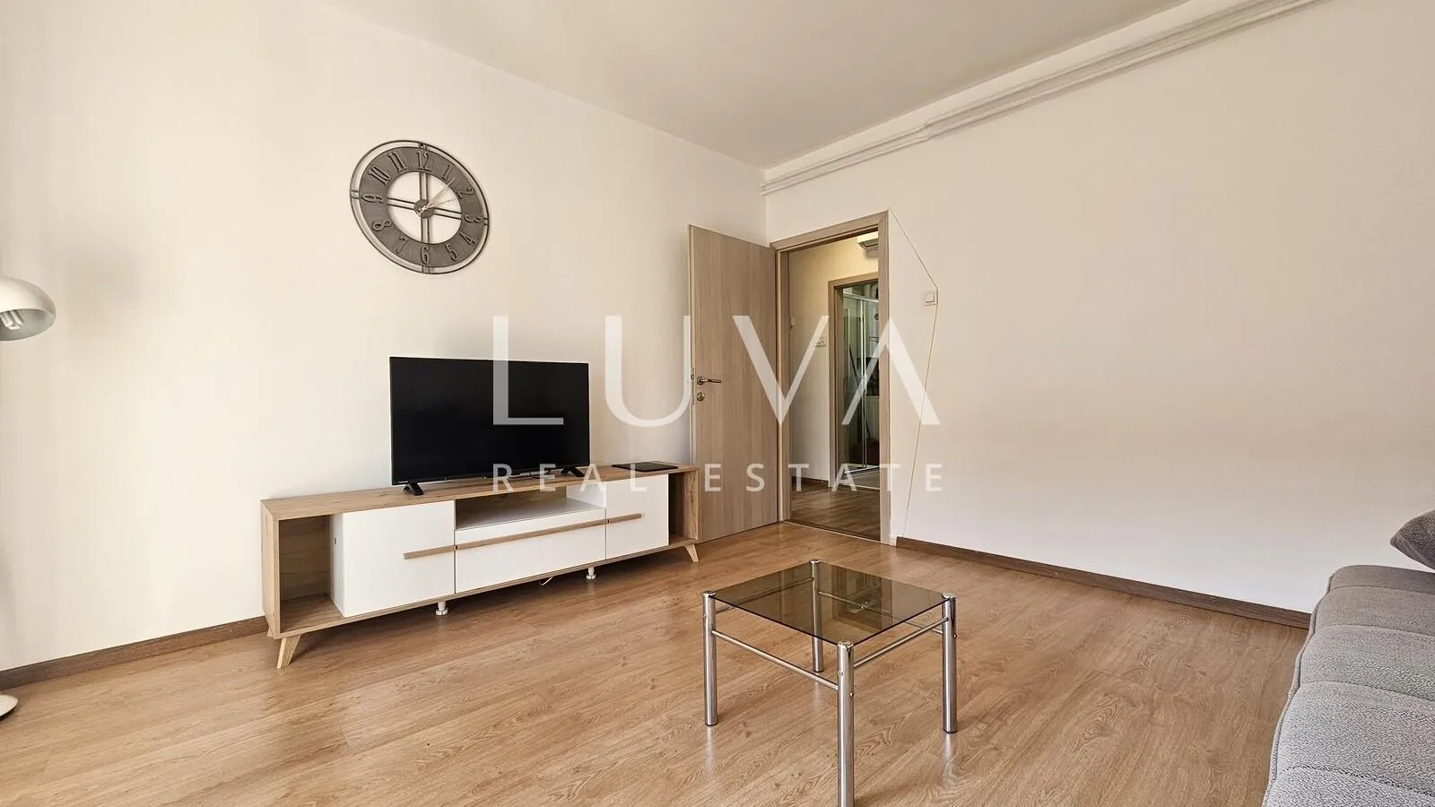 zagreb, zvonimirova, kompletno adaptiran 2s stan 56m2, prodaja - slika 2