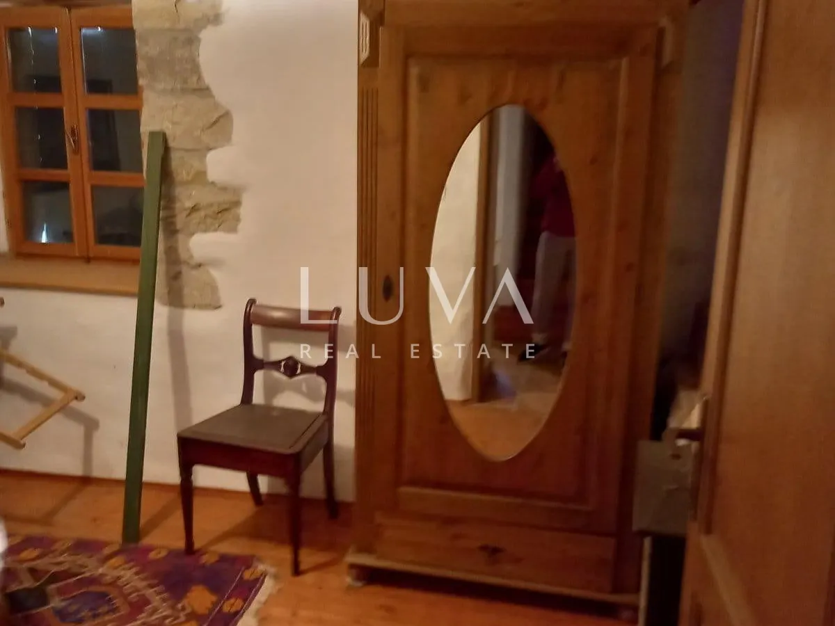 hum, istra, povijesna kamena kuća na prodaju, investicijska prilika - slika 5