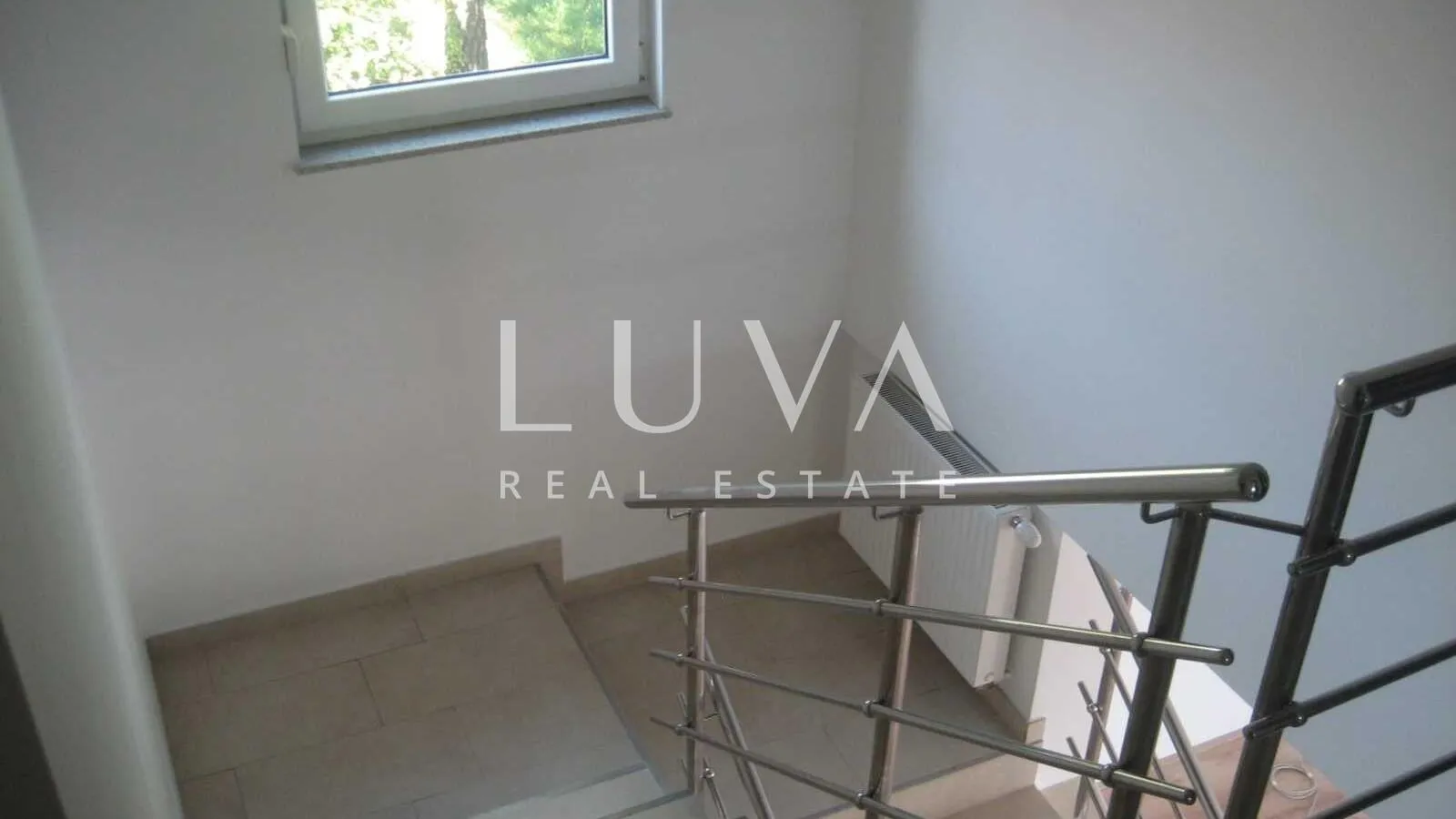 zagreb, mikulići, kuća s pogledom na zagreb, 380 m² - slika 12
