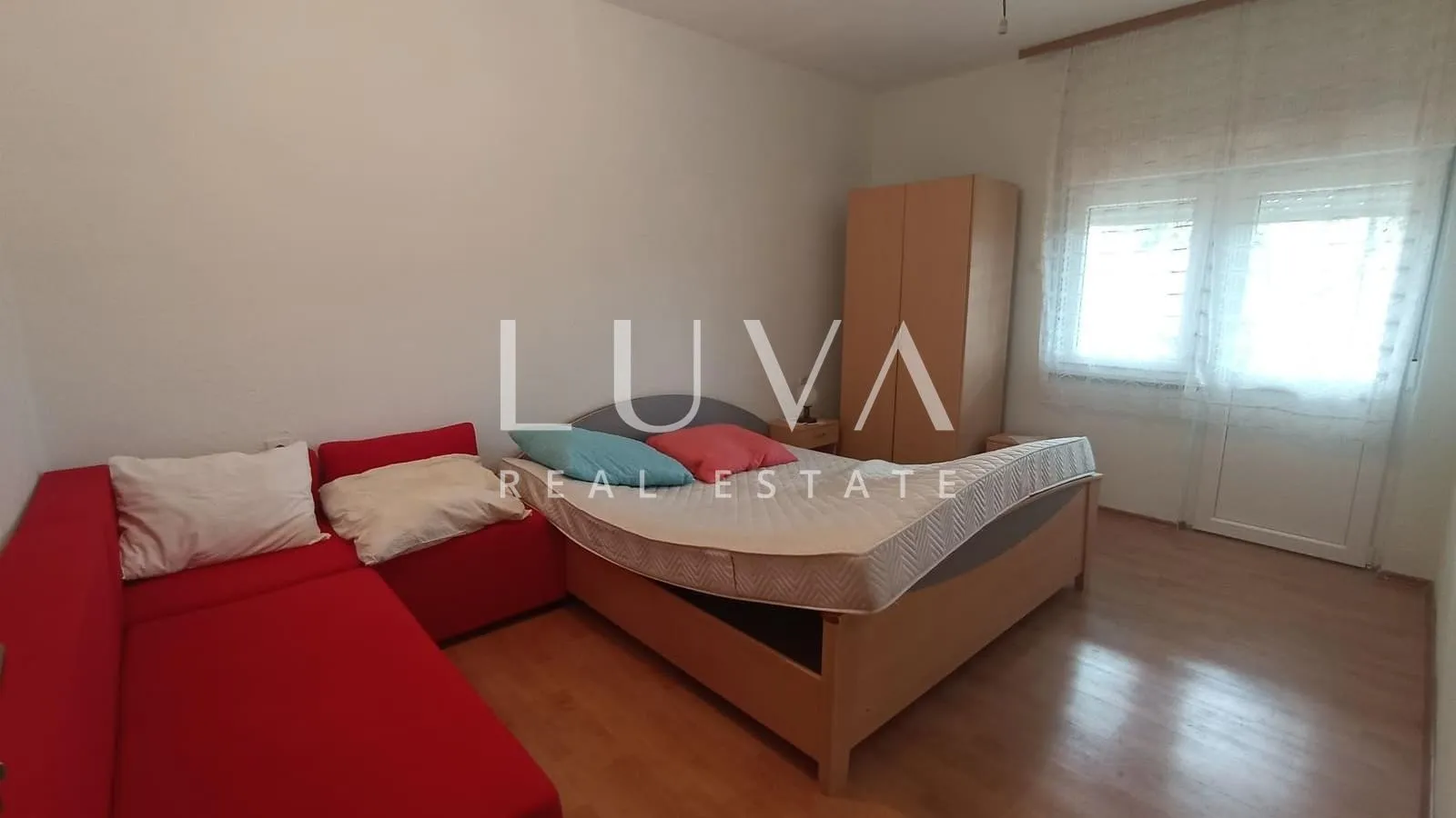 marina, trogir, prodaja dvojne kuće 247 m2 na 3 etaže + parking - slika 7