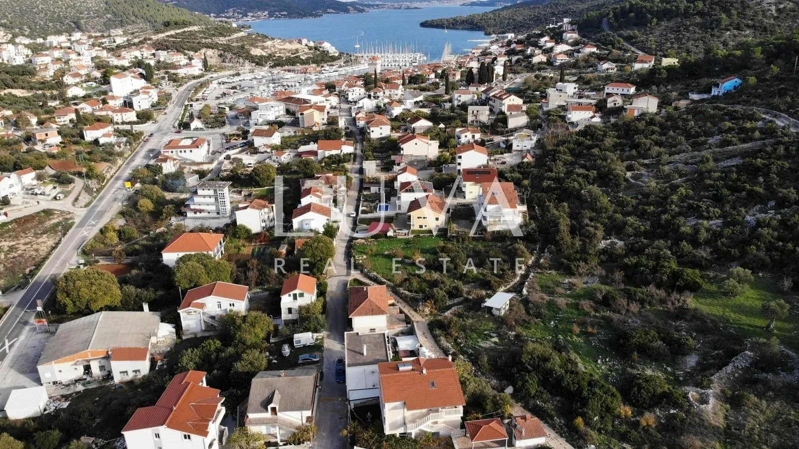 marina, trogir, prodaja građevinskog zemljišta 1150m2 - slika 3