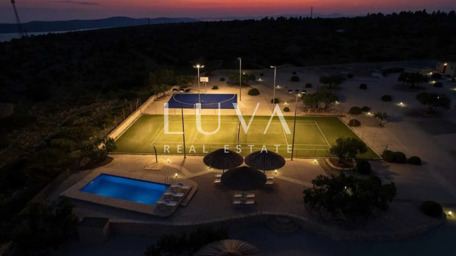 brač, milna, luksuzna kuća na posjedu od 10.000 m2 na prodaju - slika 28