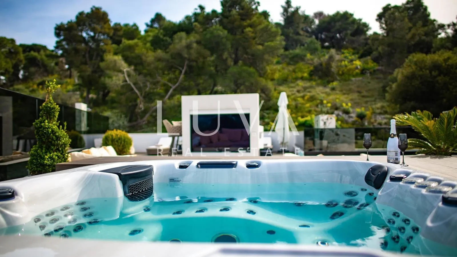 trogir, luksuzna vila s bazenom i pogledom na more na prodaju - slika 37