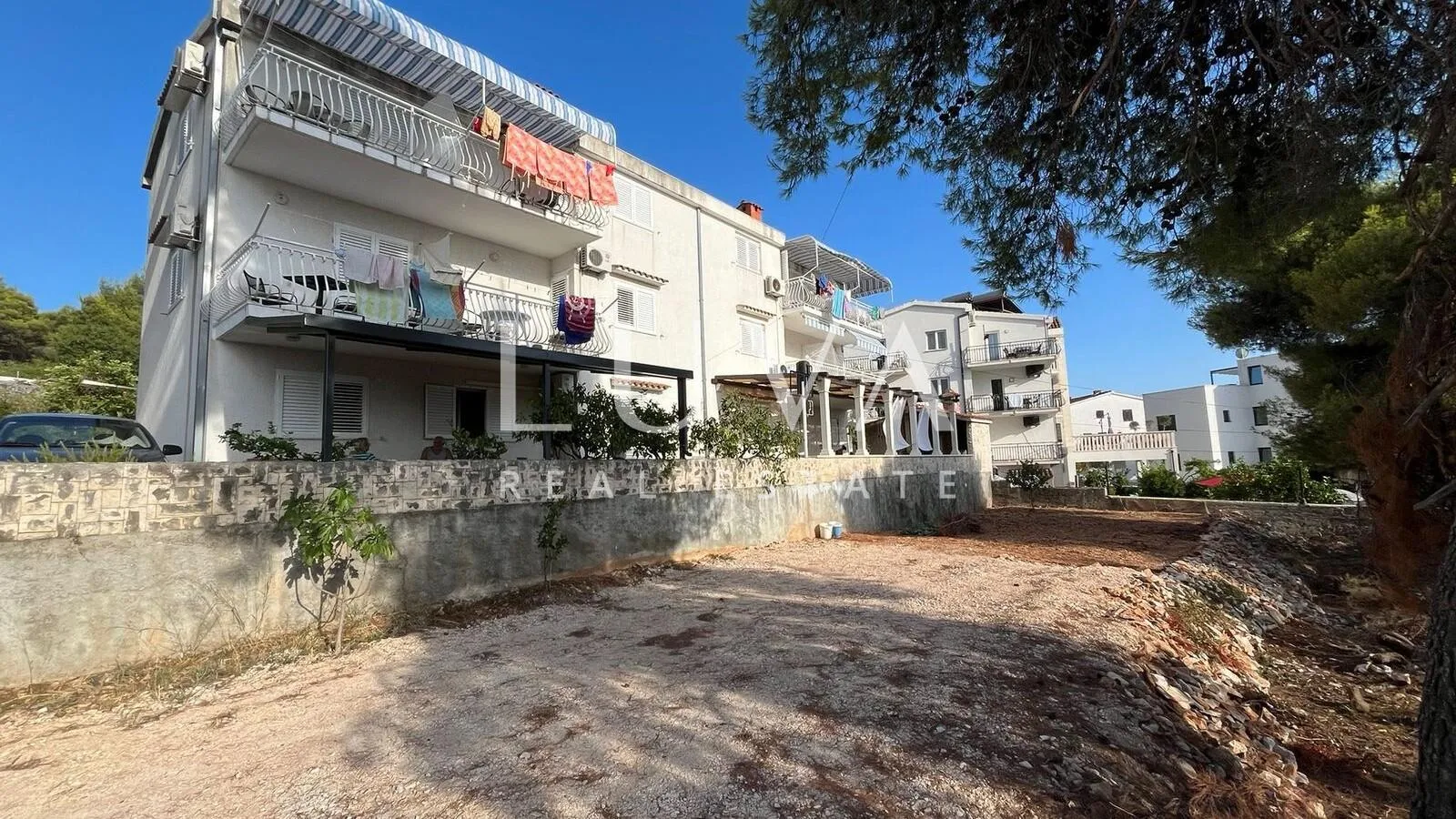 čiovo, apartmanska kuća 540m2 s pogledom na more, prodaja - slika 3
