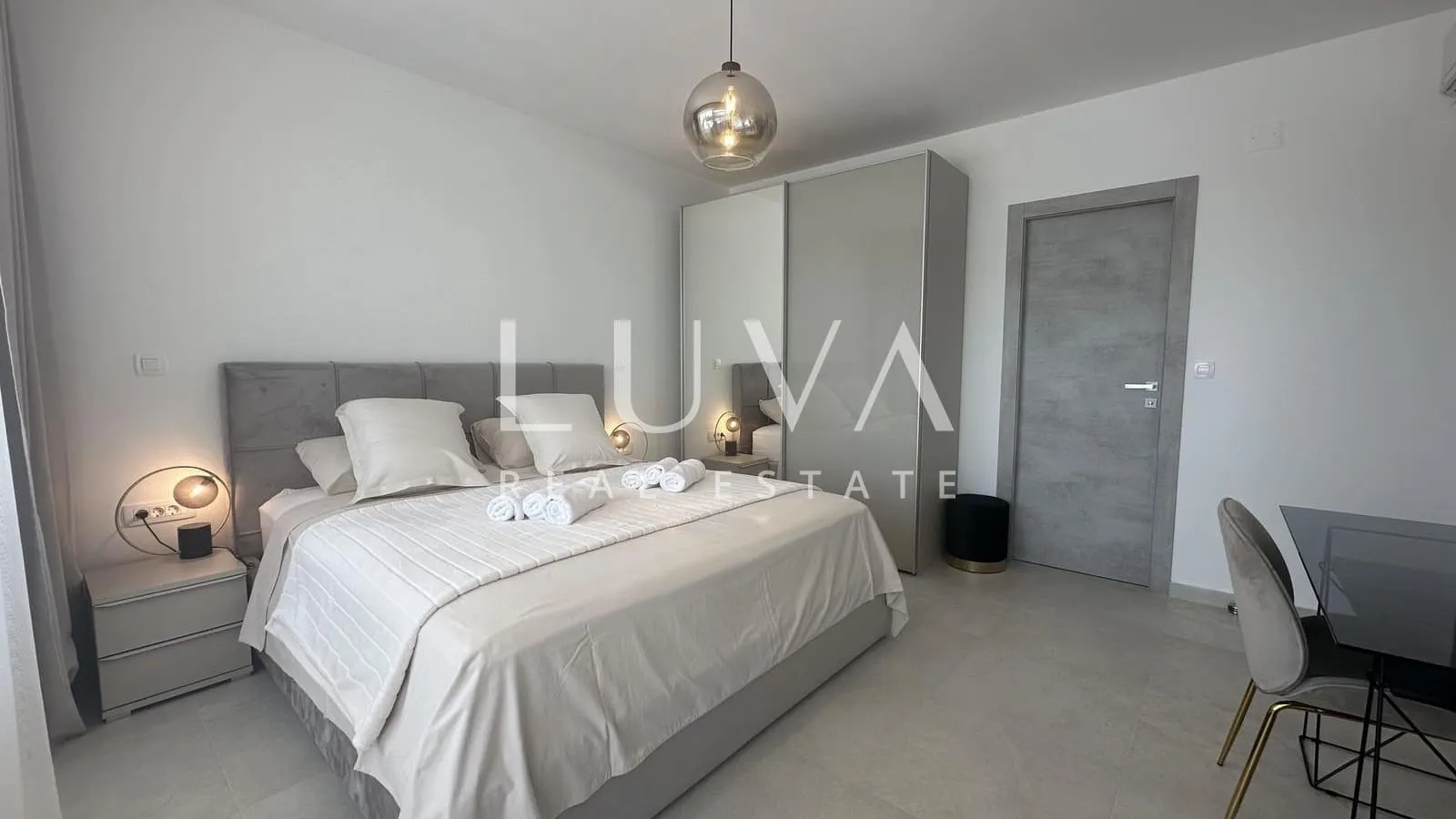 kaštel stari, split, moderna luksuzna vila s bazenom na prodaju - slika 18