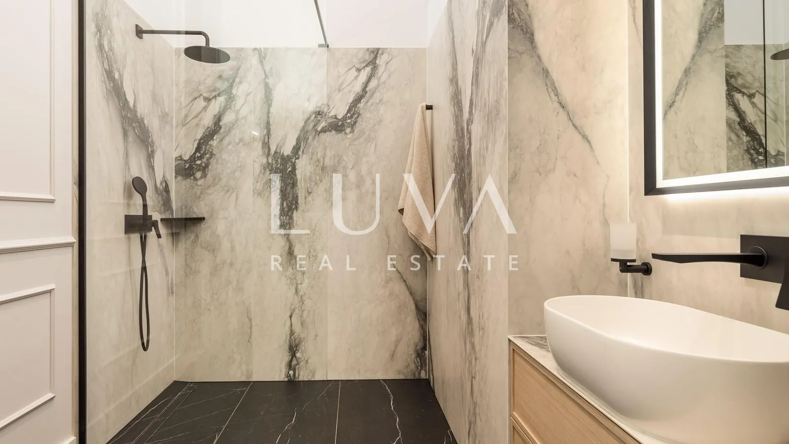opatija, strogi centar, luksuzan stan 114,15 m2 na prodaju - slika 16