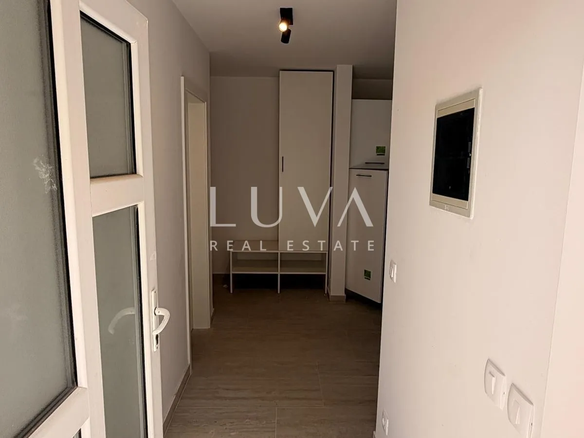 novigrad, istra, dvosoban stan s terasom, 1.500 m od mora, 39 m² - slika 1