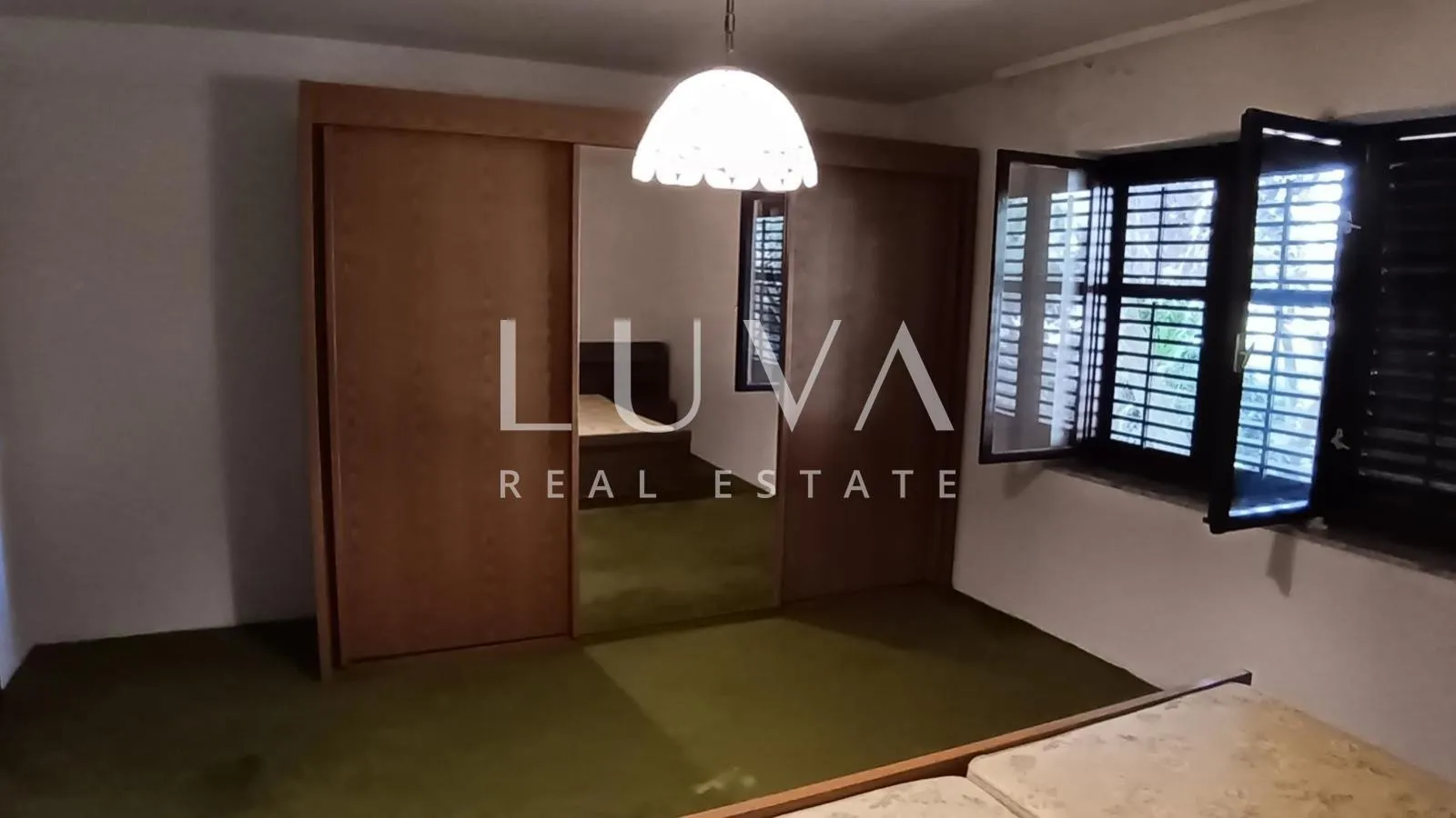 poreč, kukci, kuća 330 m2 s bazenom na prodaju - slika 6