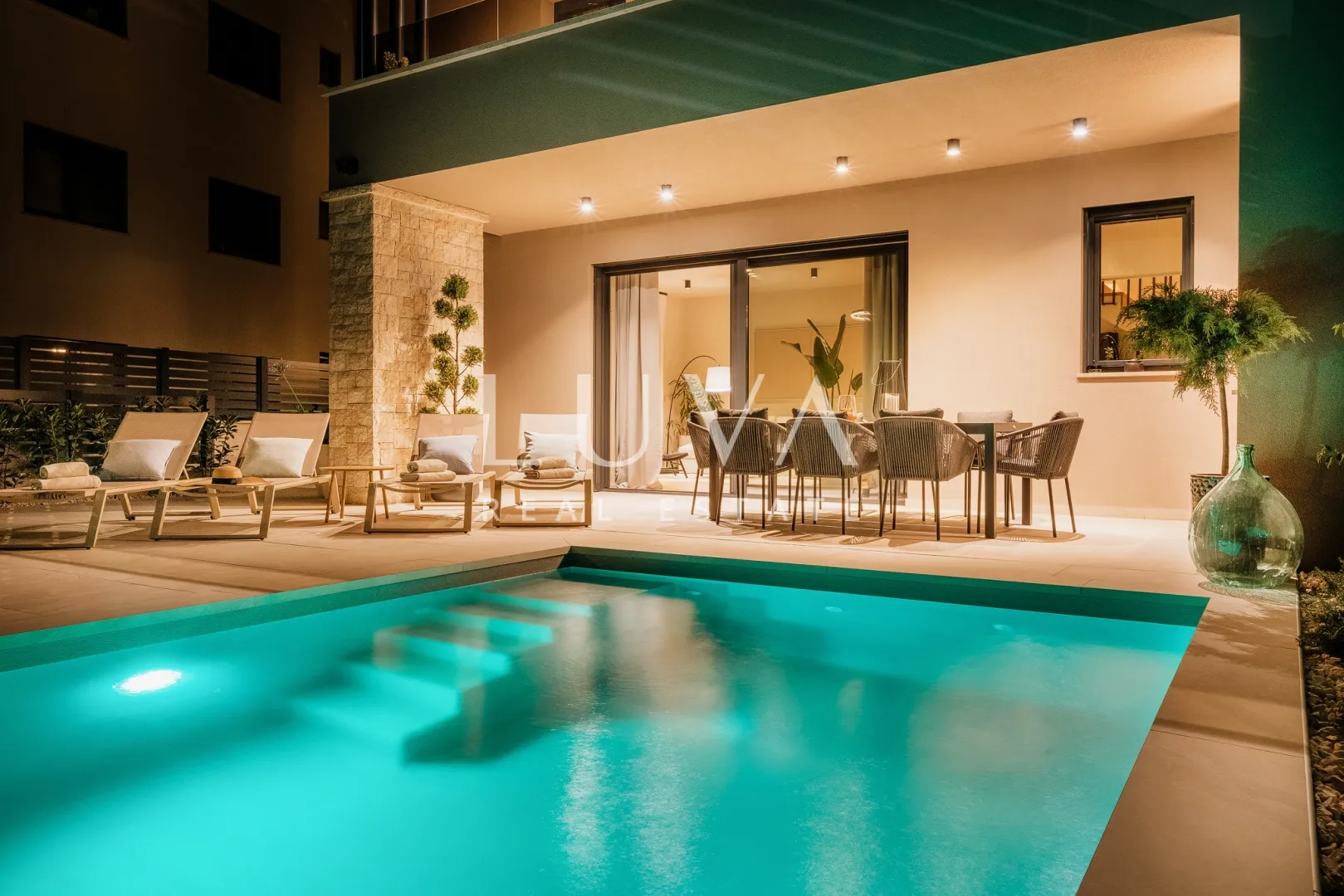 istra, poreč, moderna kuća s grijanim bazenom, nkp 127 m² - slika 3